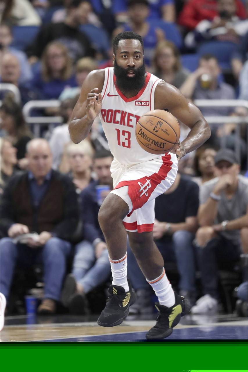 骑士vs马刺前瞻：米切尔PK福克斯，马刺势头火热冲击3连胜（骑士迎战马刺前瞻：米切尔对决福克斯，马刺状态火热剑指三连胜）