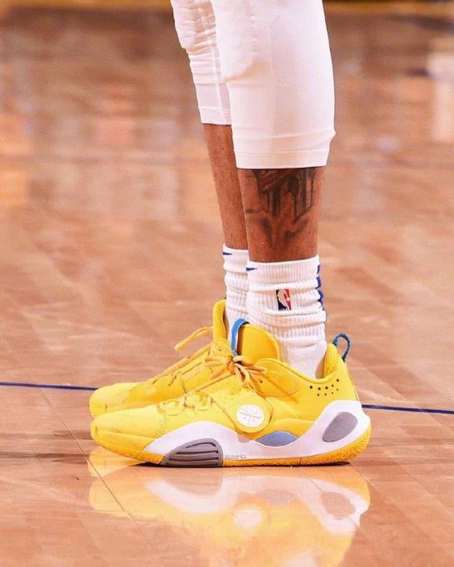 何意味？世非预生死战尼日利亚下半场前段即撤下三名首发前锋（世非预生死战，尼日利亚下半场初段连撤三名首发前锋，释放何种信号？）