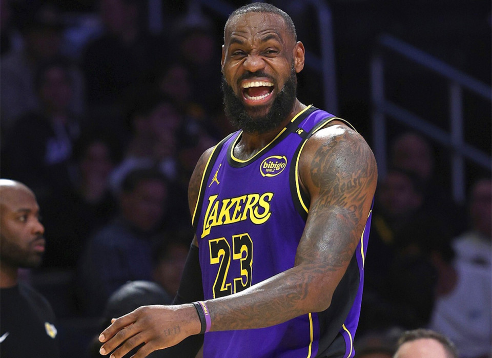 广东vs南京12人名单：徐杰胡明轩领衔，崔永熙杜润旺缺席（广东迎战南京12人名单出炉：徐杰、胡明轩领衔，崔永熙、杜润旺缺席）