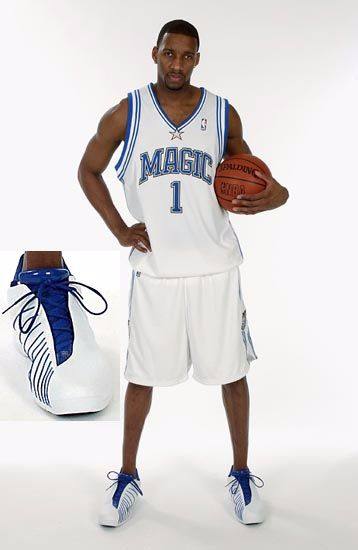 迪格雷戈里奥在发布会上走神，随后让记者重新问了一遍问题（迪格雷戈里奥发布会上分神，要求记者再问一遍）