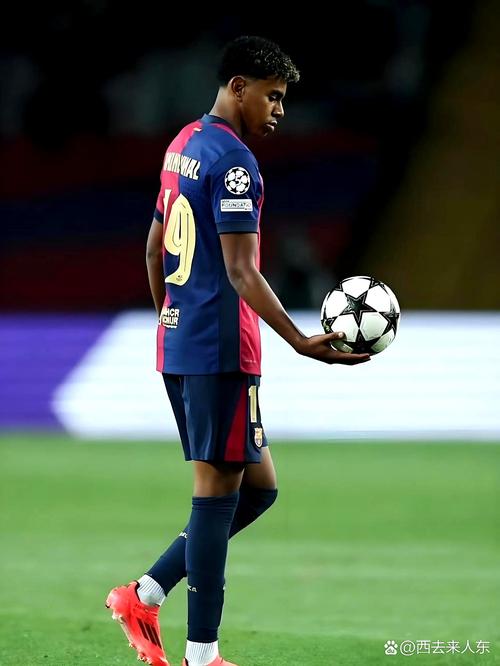 罗马vs那不勒斯：洛伦佐-佩莱格里尼、克里斯坦特首发，麦克托米奈、霍伊伦出战（罗马对阵那不勒斯：洛伦佐-佩莱格里尼、克里斯坦特先发，麦克托米奈与霍伊伦登场）