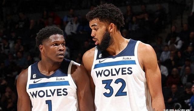 灰熊10人轮换全部有得分进账！埃迪半场7分7篮板3助攻（灰熊10人轮换全员得分，埃迪半场7分7篮板3助攻）