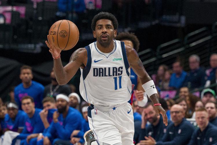 麦迪逊：若不踢球我可能会当歌手；赛前我一般喜欢吃意面（麦迪逊：不踢球的话或许会去当歌手；赛前我通常爱吃意面）