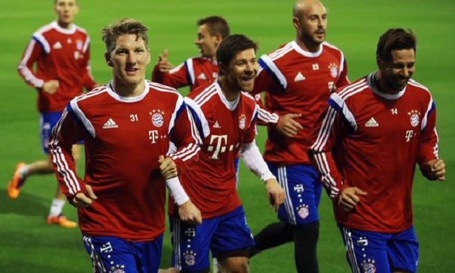 阿隆索：球迷可以表达对维尼的看法，2026我们能竞争冠军（阿隆索：球迷有权评价维尼，2026年我们有望争冠）