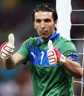 欧冠综合 ｜ 拜仁逆转葡体 国米不敌利物浦（欧冠综述：拜仁逆转击退葡体，国米不敌利物浦）