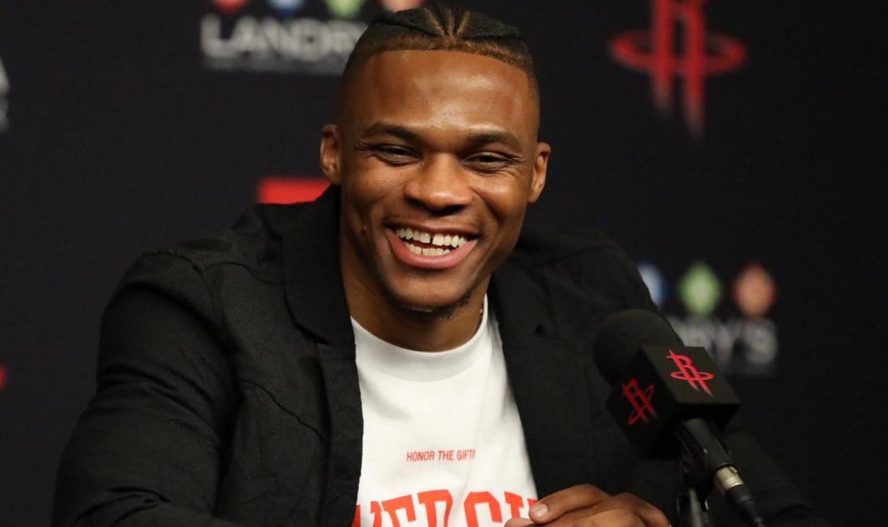 这次封盖把球迷都吓傻了（这一记大帽惊呆了全场球迷）