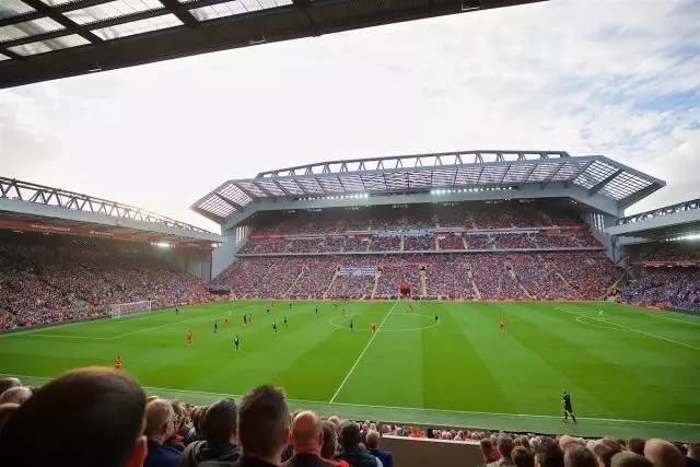 CBA季后赛前瞻：广东队争夺三连冠（CBA季后赛将启：广东剑指三连冠）