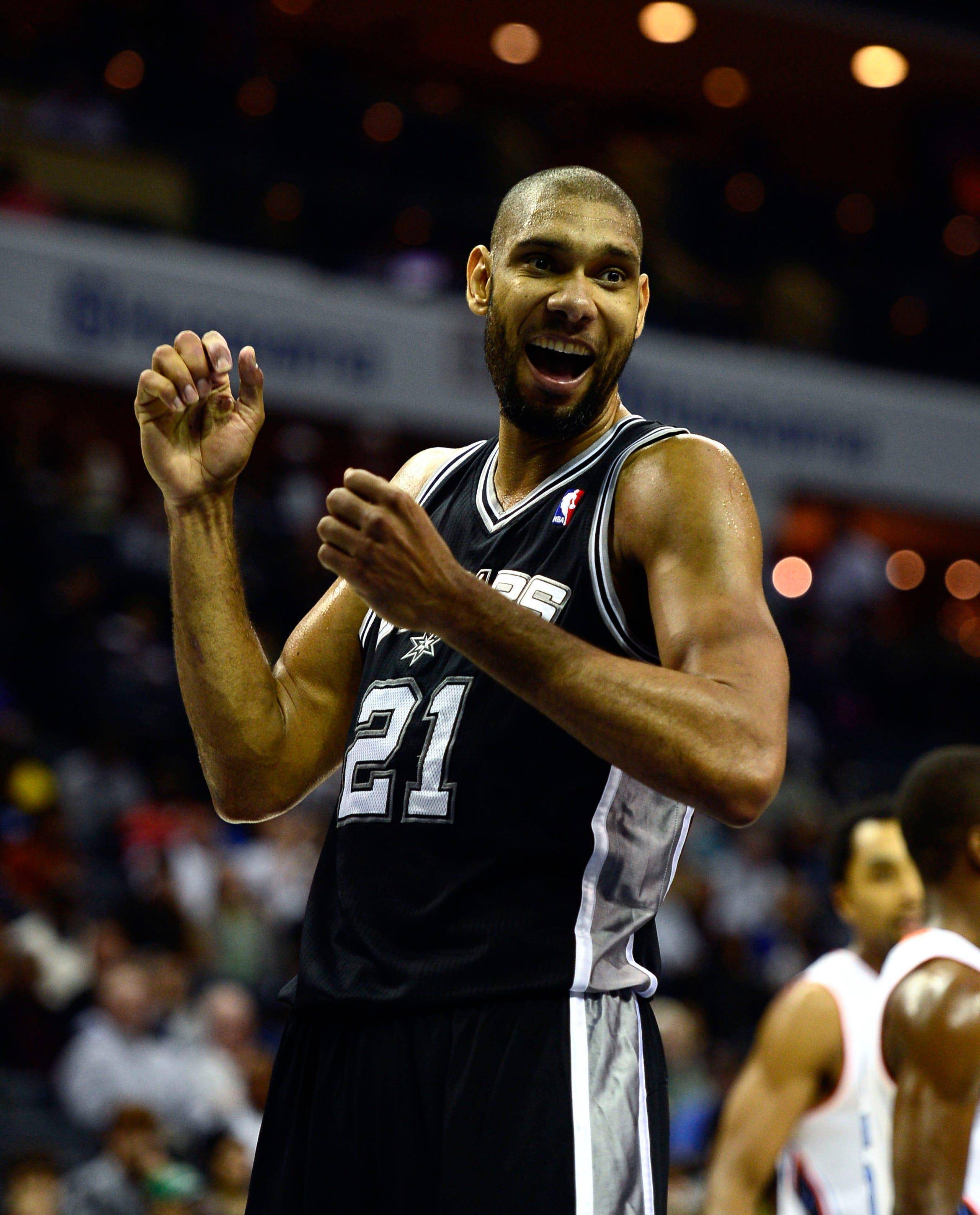 马刺vs雷霆前瞻：文班亚马复出点燃马刺，雷霆取胜难度大增（马刺战雷霆前瞻：文班亚马归队提振士气，雷霆赢球难度陡增）