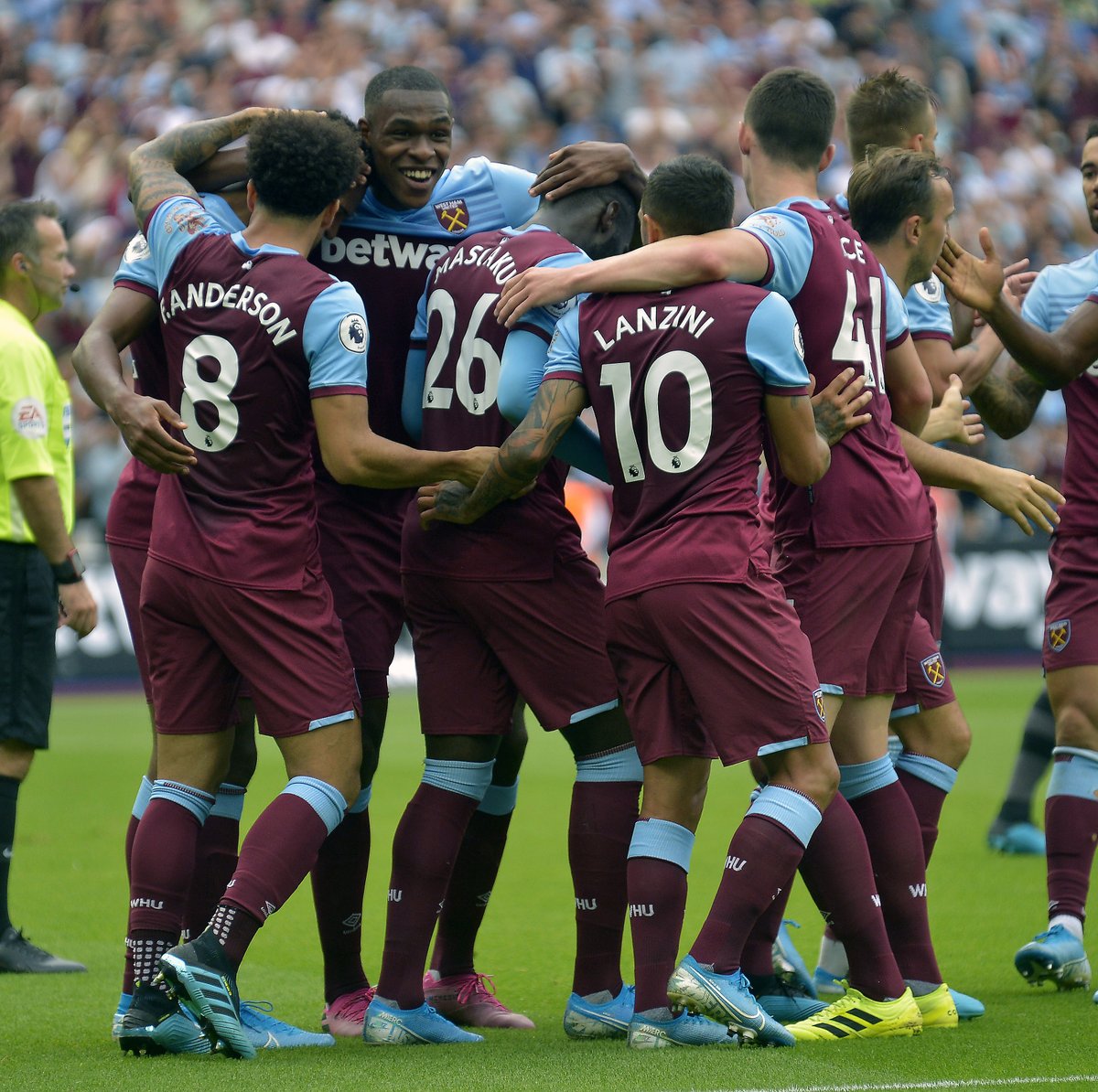 中乙球员身价更新：蒯纪闻27.5万欧领跑，帅惟浩22.5万欧第2（中乙球员身价更新榜：蒯纪闻以27.5万欧居首，帅惟浩22.5万欧位列第二）