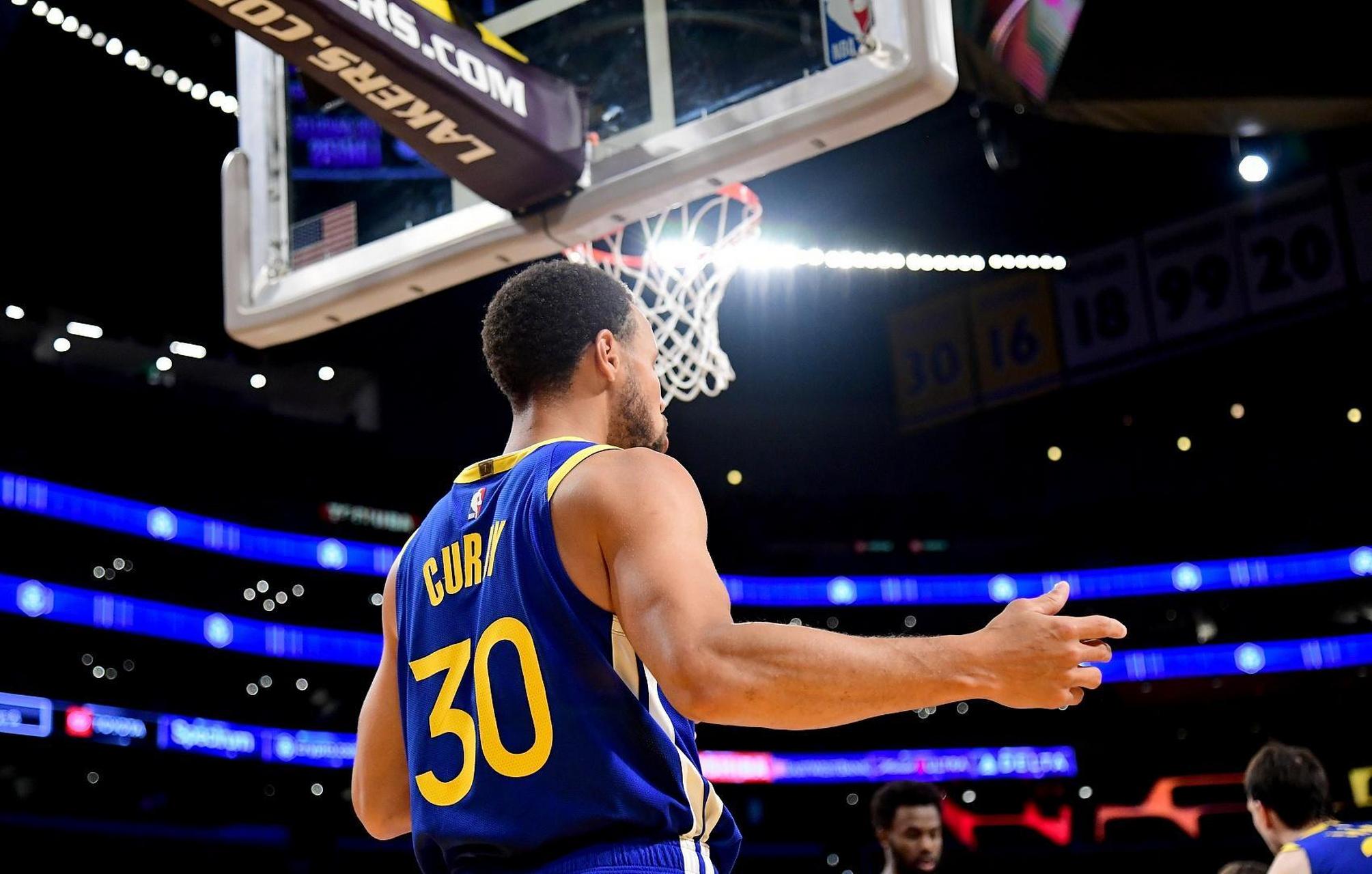 西甲战报：鲁伊巴尔双响，马约拉尔失点，贝蒂斯4-0赫塔菲（西甲：鲁伊巴尔梅开二度，马约拉尔失点，贝蒂斯4-0大胜赫塔菲）